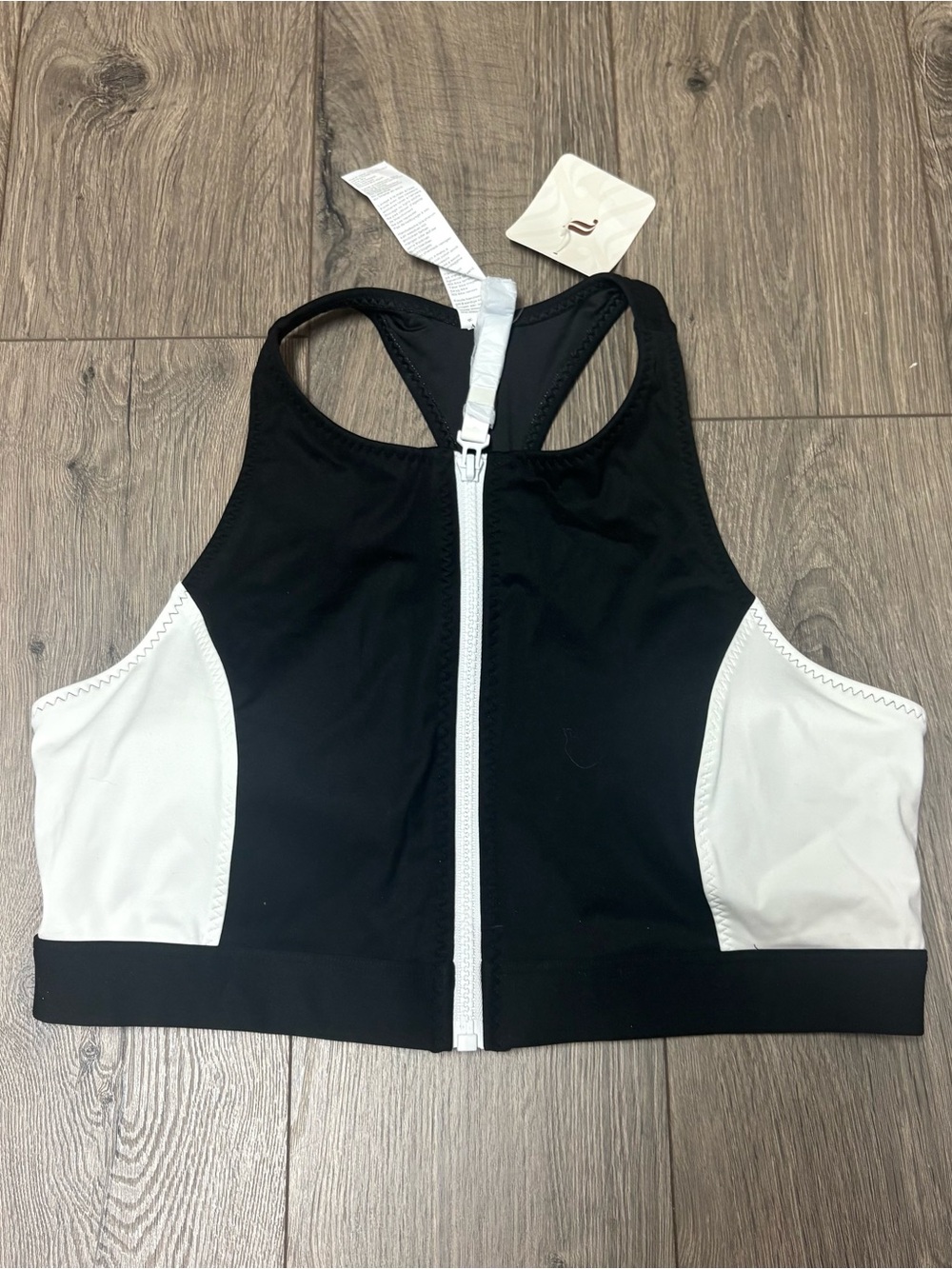 Fabletics high tide zip front swim top sports bra nwt